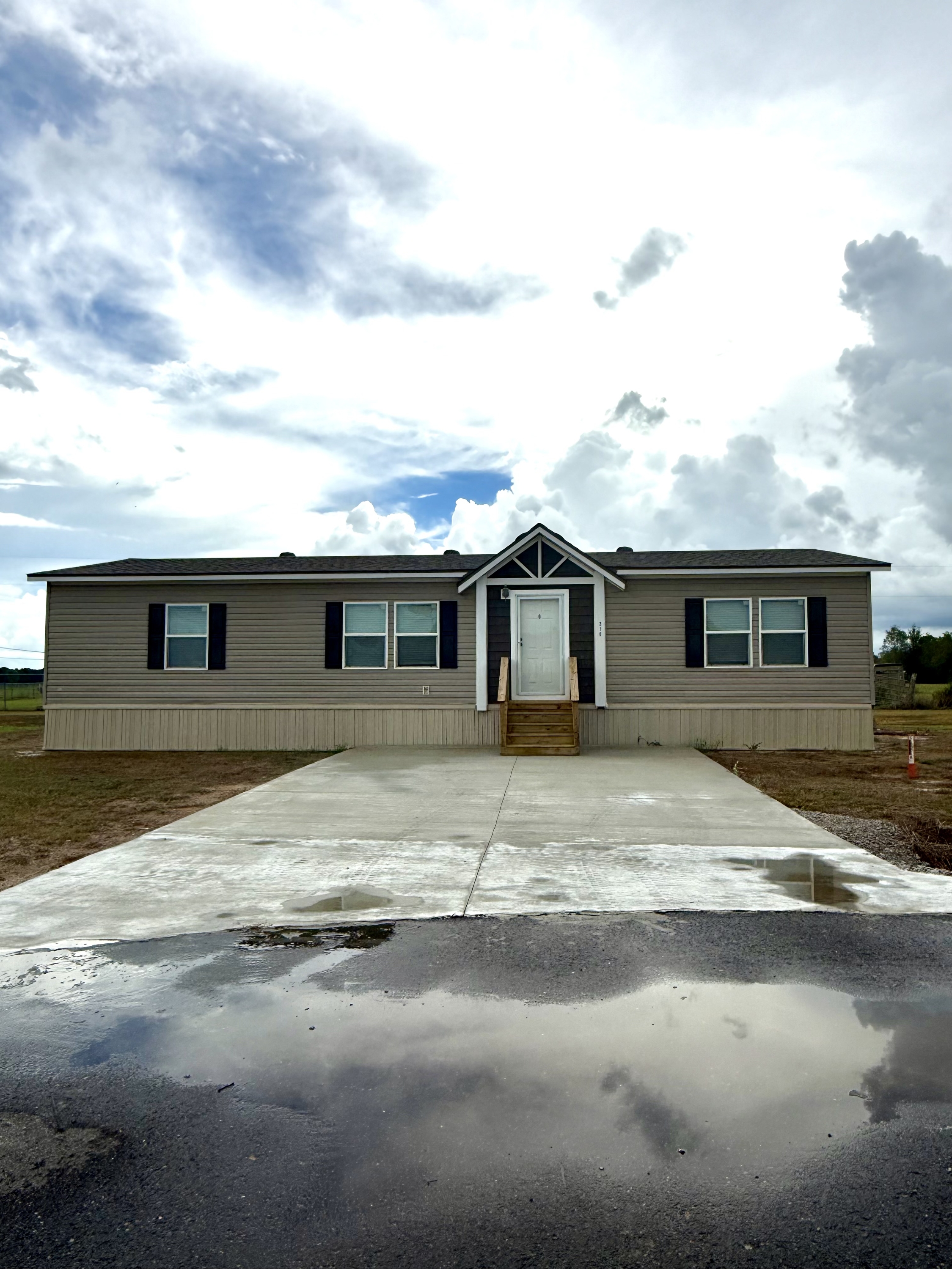 210 Harvey Rd