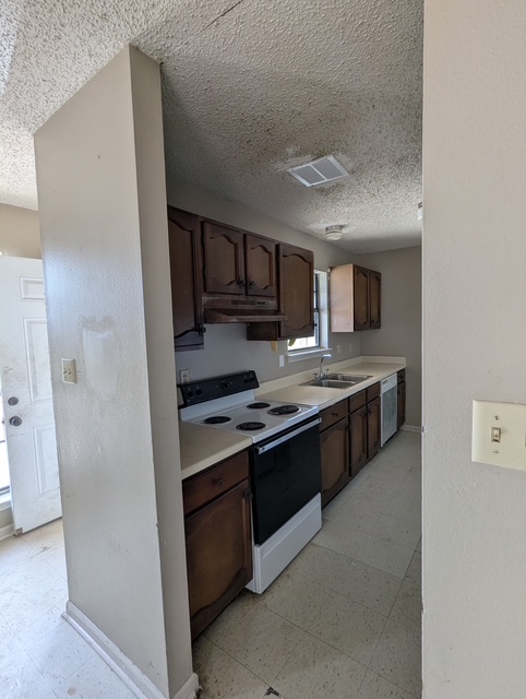 408 Scotsdale Street Unit D